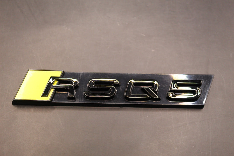 Gloss Black Yellow RSQ5 Front Grille Honeycomb Clip Bracket Badge Fit For AUDI