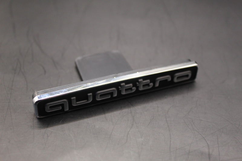 2pc Set quattro Chrome/Black Front Grille Stick-On & Rear Boot Badge For AUDI