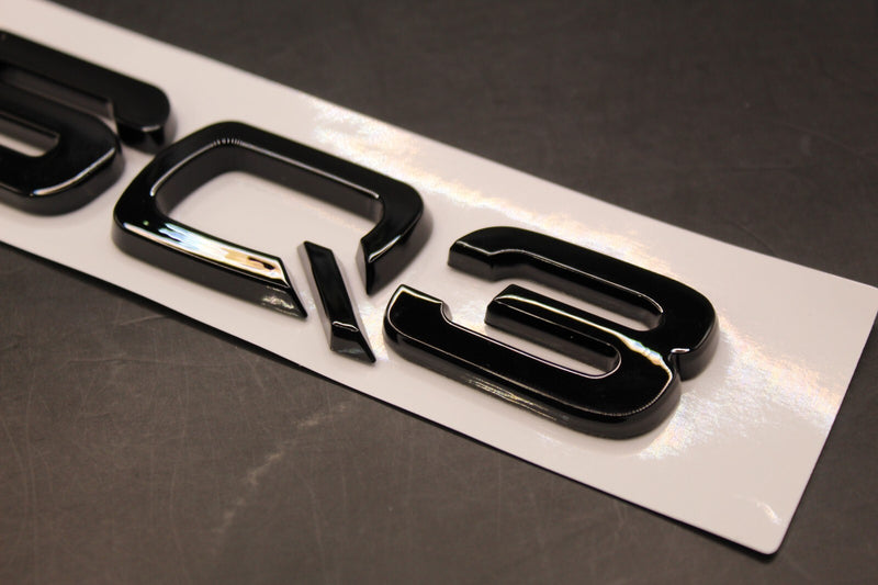 Gloss Black Yellow RSQ3 Front Grille Honeycomb & Rear Boot Badge Set For AUDI