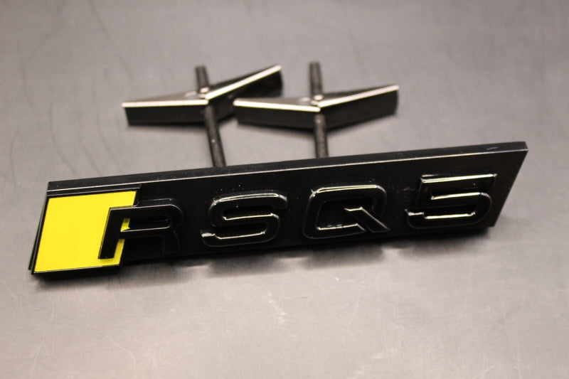 Gloss Black Yellow RSQ5 Front Grille Honeycomb & Rear Boot Badge Set For AUDI